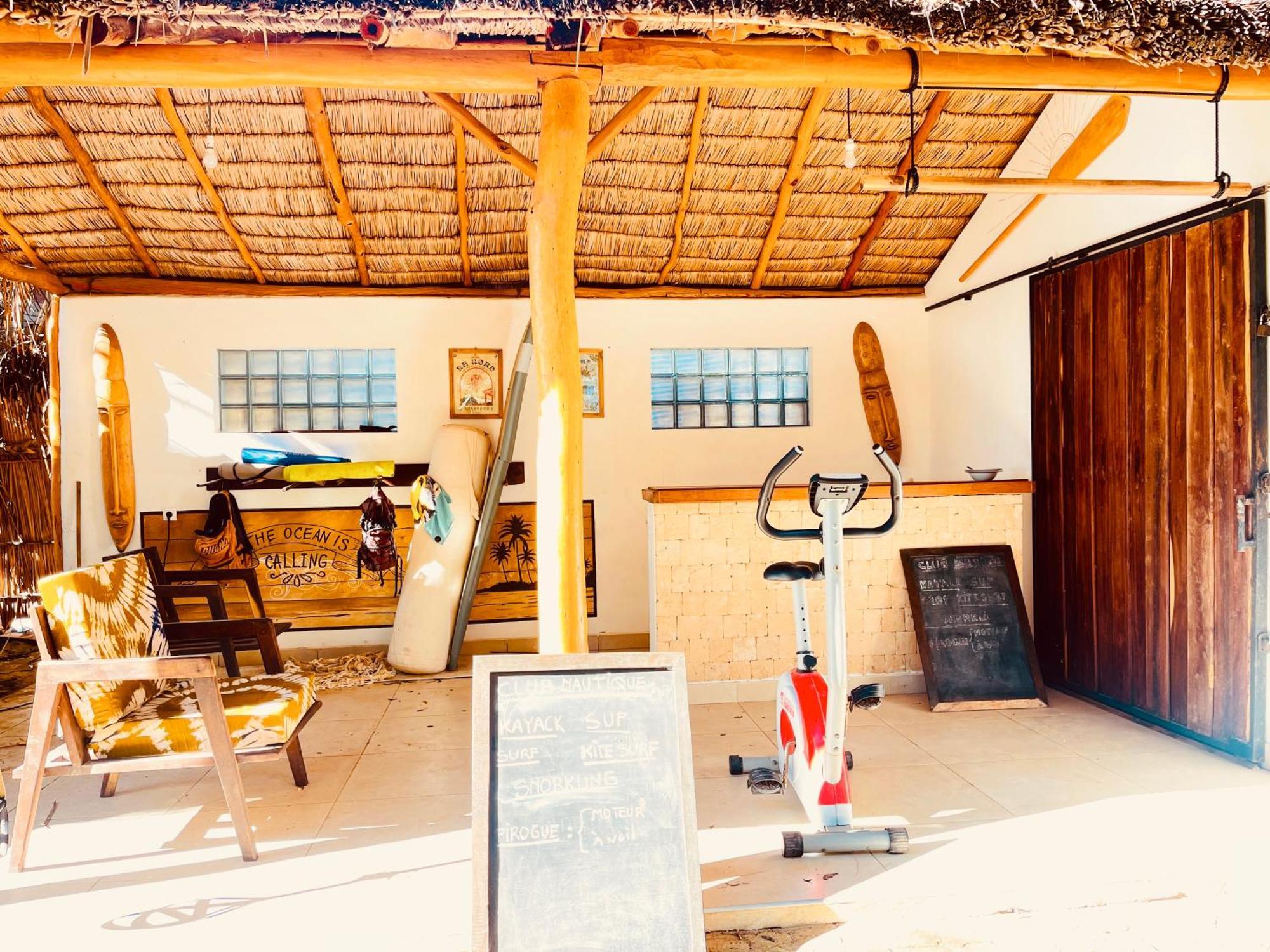 Vovo Telo Lodge Толиара Екстериор снимка