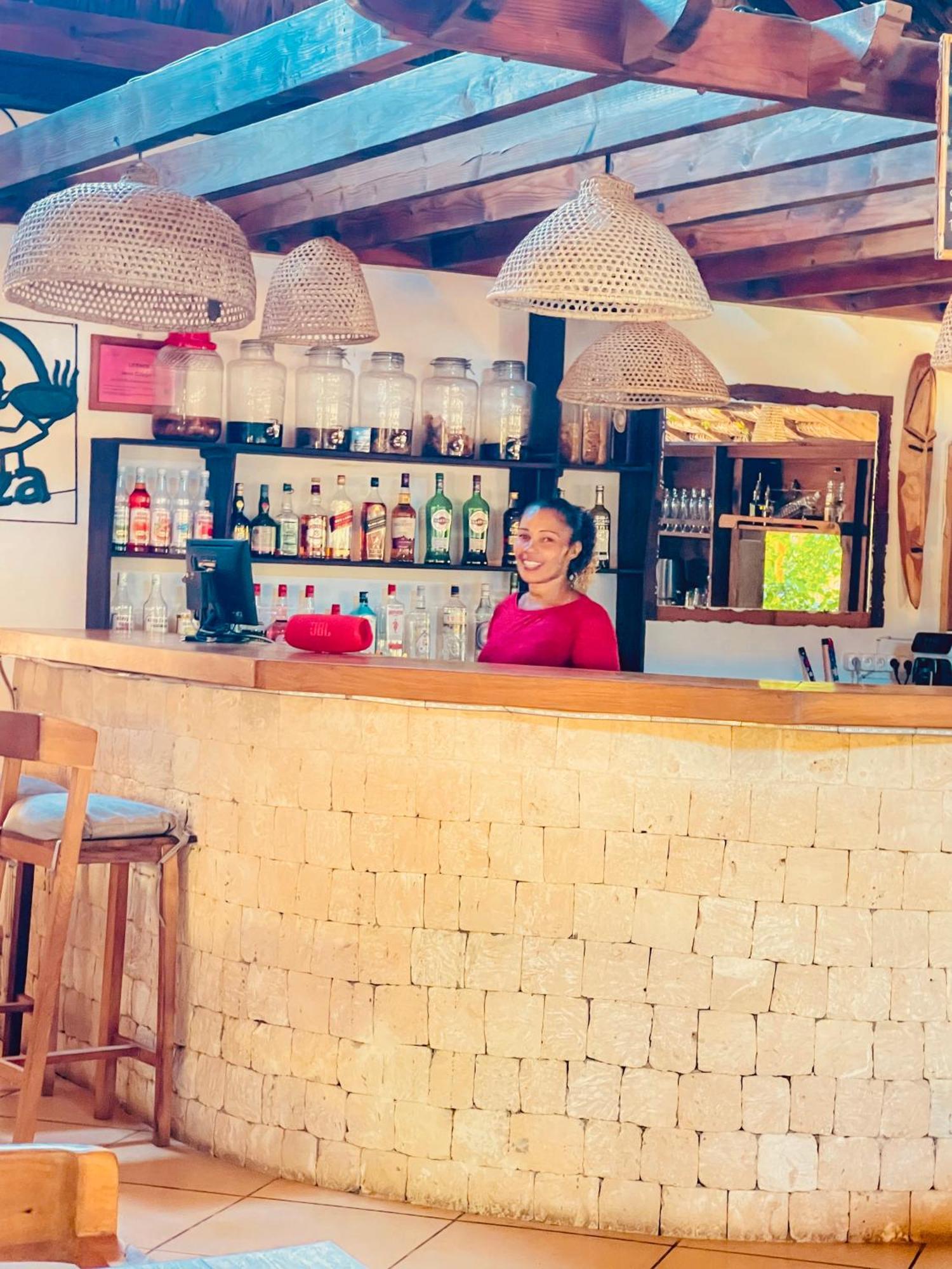 Vovo Telo Lodge Толиара Екстериор снимка