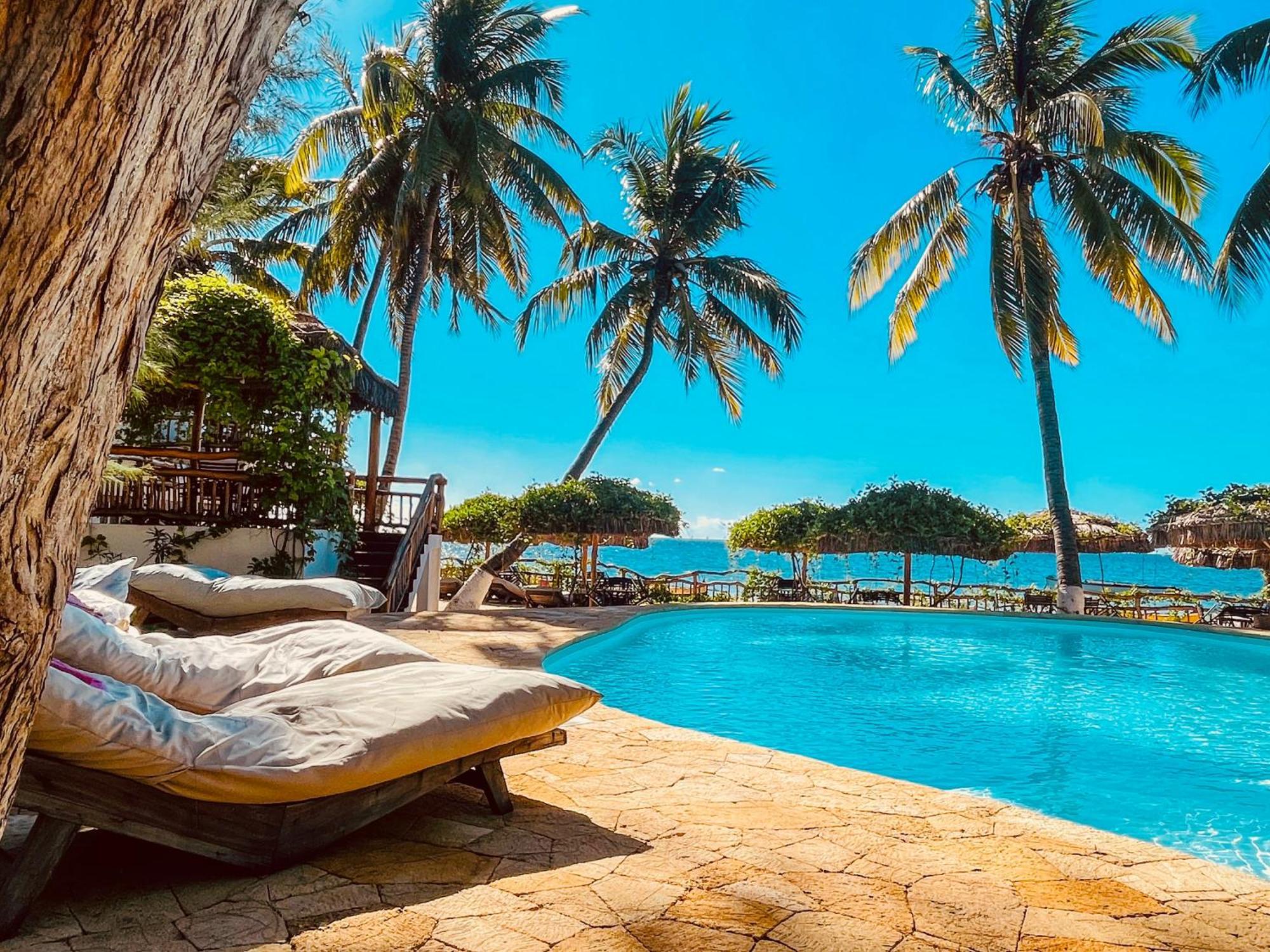 Vovo Telo Lodge Толиара Екстериор снимка