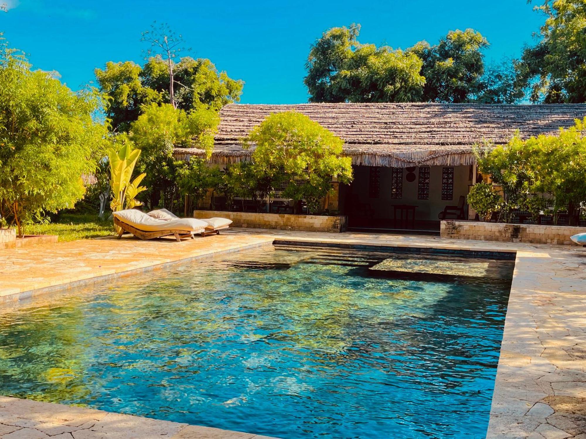 Vovo Telo Lodge Толиара Екстериор снимка