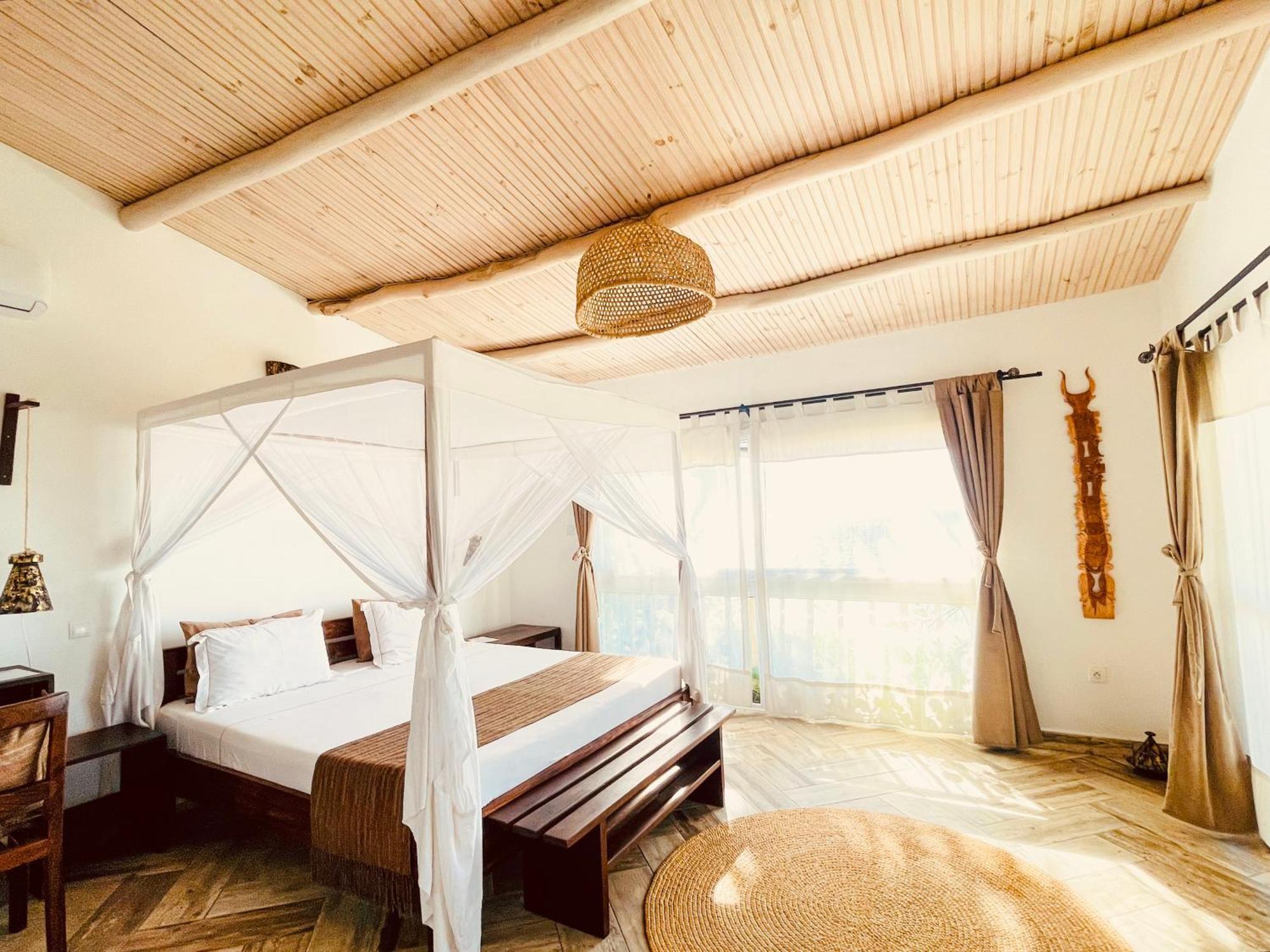Vovo Telo Lodge Толиара Екстериор снимка