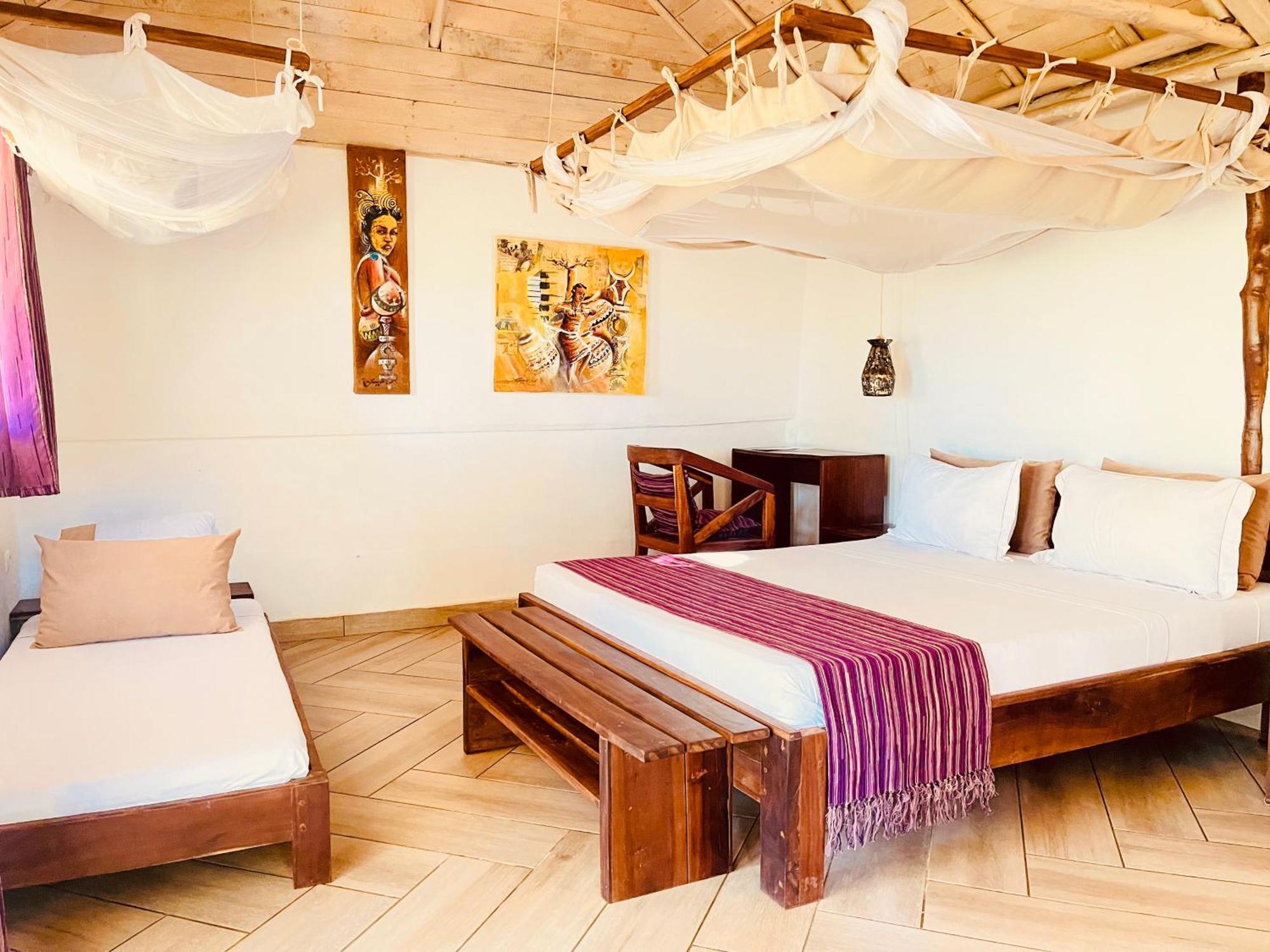 Vovo Telo Lodge Толиара Екстериор снимка