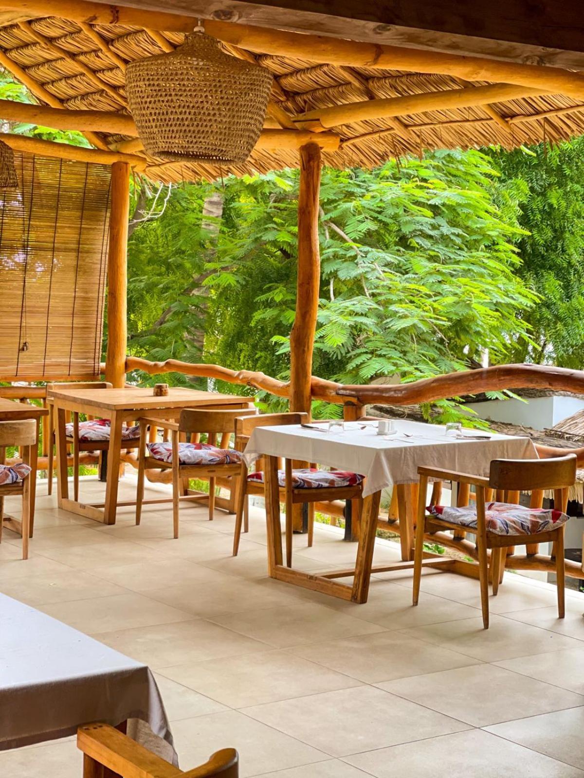 Vovo Telo Lodge Толиара Екстериор снимка