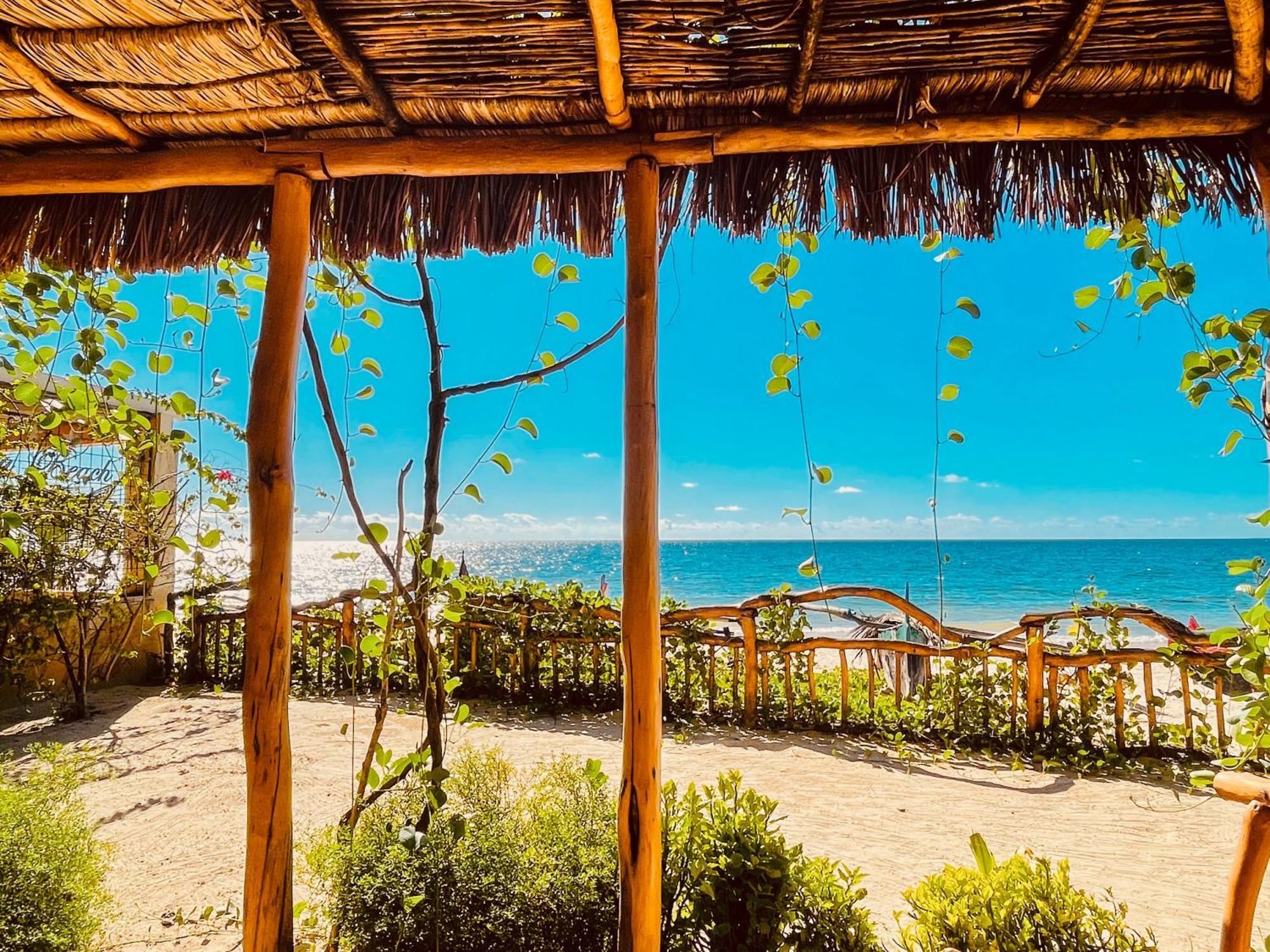 Vovo Telo Lodge Толиара Екстериор снимка