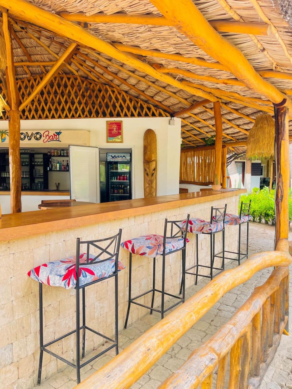 Vovo Telo Lodge Толиара Екстериор снимка